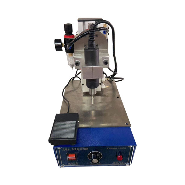 Mask ultrasonic spot welding machine